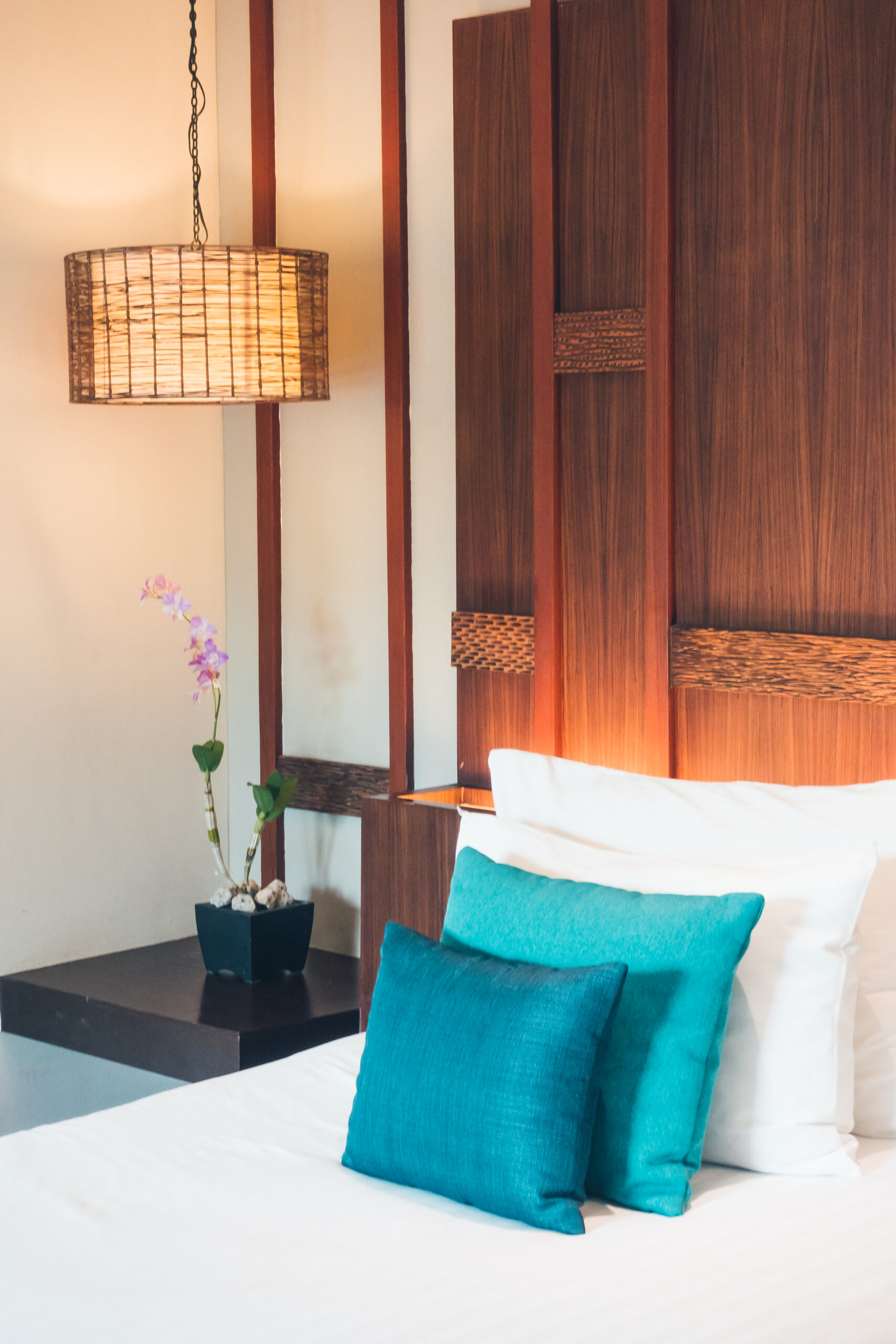 Beautiful luxury pillow on bed decoration in bedroom interior - Vintage Light Filter